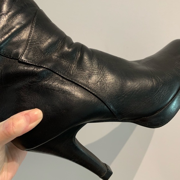 Y2K Leather Heeled Boots, Zip Closure, rounded toe - Picture 4 of 15